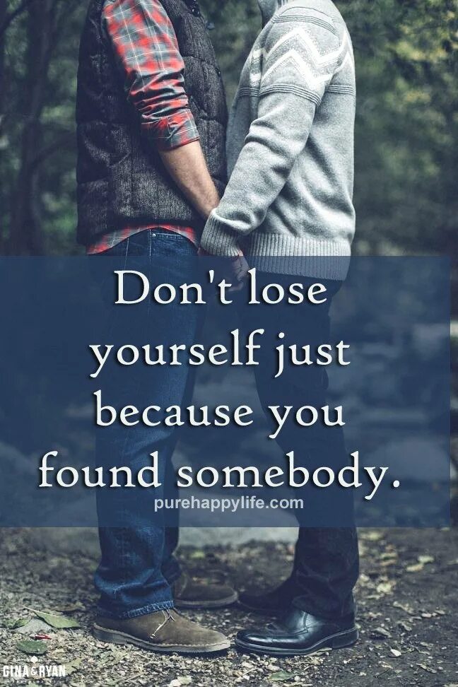 Песня don t lose. Dont lose yourself перевод. Картина don’t lose yourself. Don't lose yourself лого. Just yourself перевод.