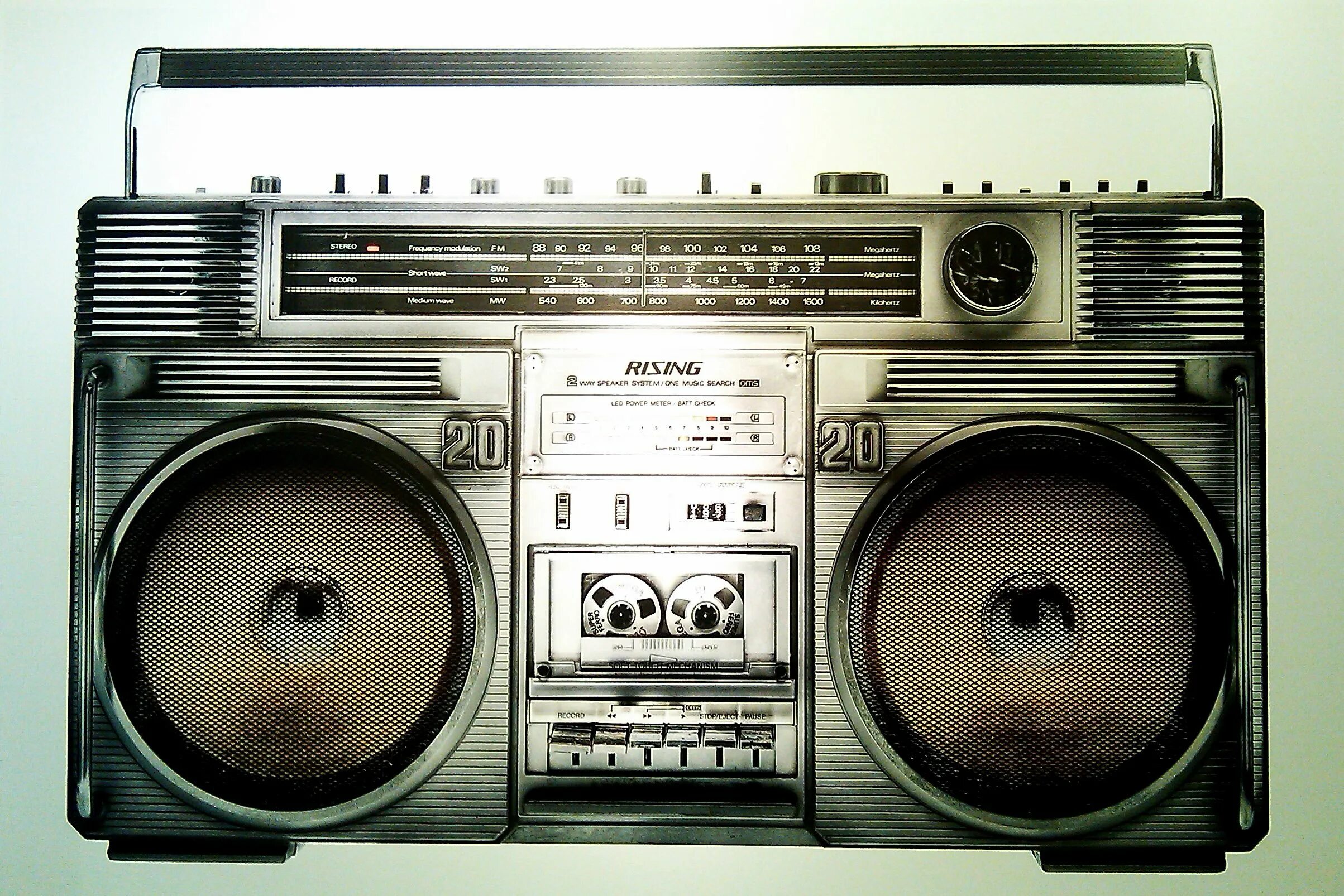 Как включить бумбокс в летал компани. Boombox 80s. магнитофон хип хоп 90. samsung boombox 80s. бумбокс 90-е магнитофон.