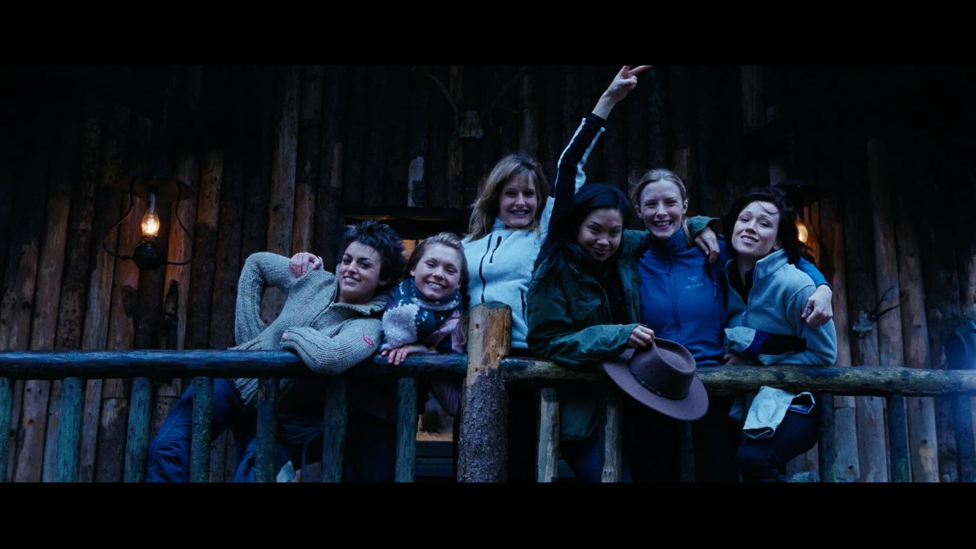 Спуск (2005, реж. Спуск 1 3. Спуск (2005, реж. Н. Маршалл, 2005).