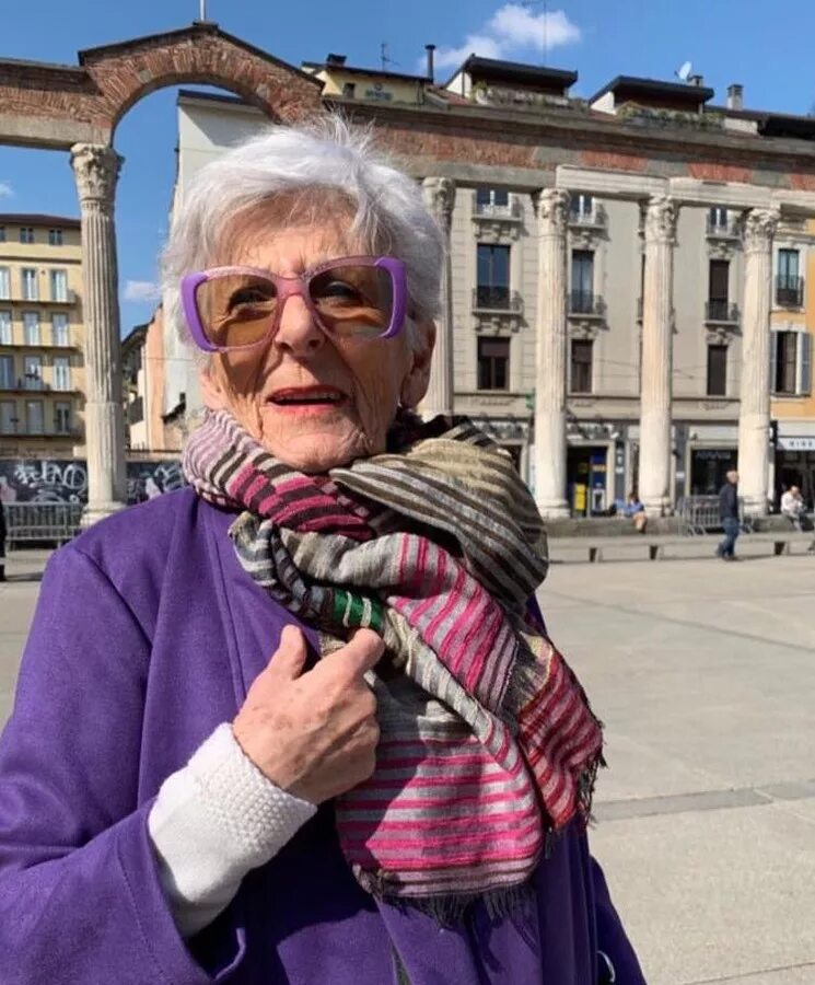 пол бабушка. пол бабушка. фото простых людей. пол бабушка. 90 летний дедушка.