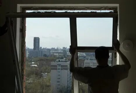 Когда менять окна в квартире