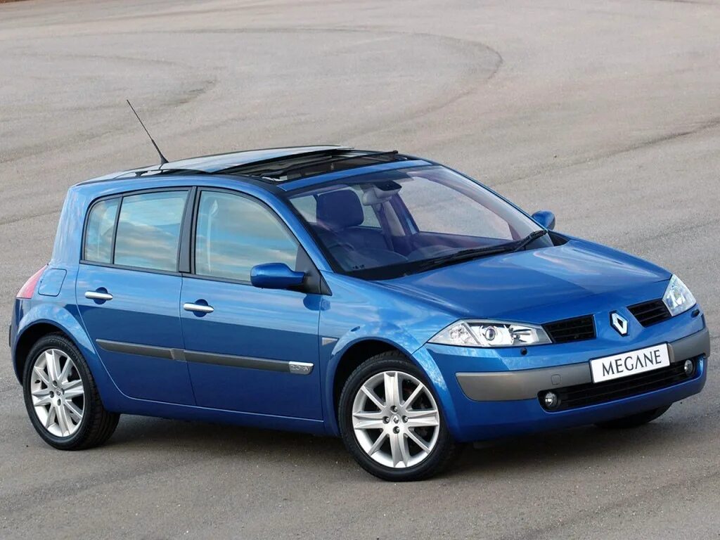 1.2 renault. Рено Меган 2 хэтчбек. Рено Меган 2 2003. Риномаунт 2. Рено Меган 2 2006.