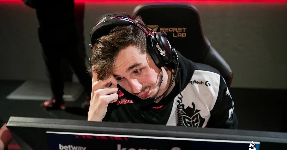 Kennys cs2. Кенни kennys шраб. kennys киберспортсмен. игрок кс го kennys. kennys g2.