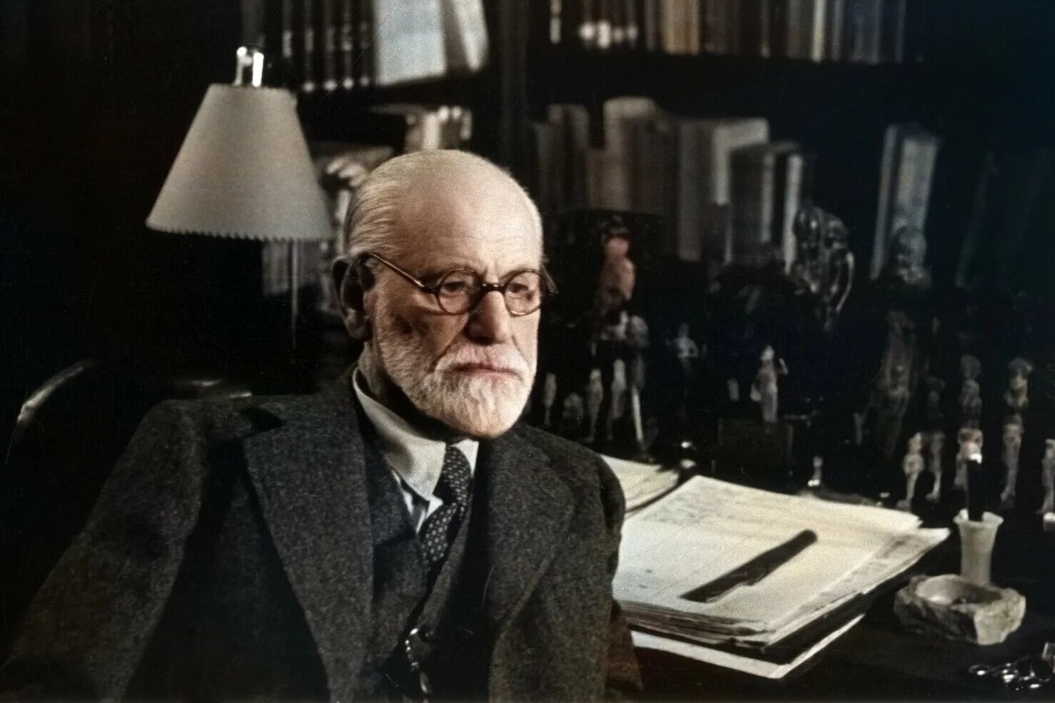 Доктор фрейд. Д р фрейда. Невроз фрейд. Доктор фрейд. Зигмунд фрейд фото.