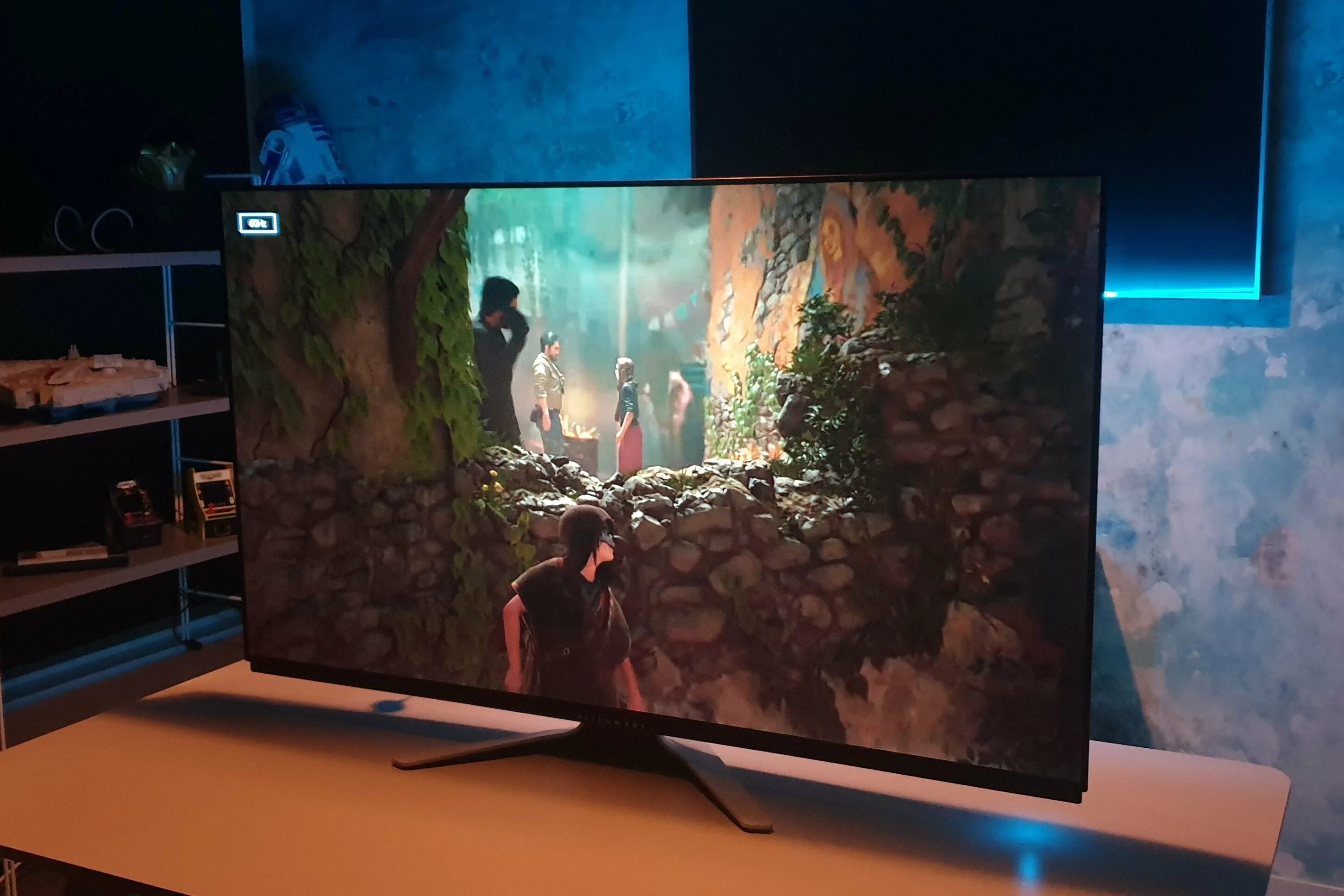 Лучший oled монитор. Alienware монитор oled. игровой oled-монитор alienware диагональю 55 дюймов. alienware 55 oled gaming monitor. телевизор 55 дюймов для ps5.
