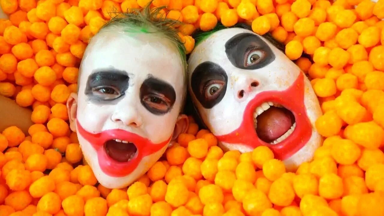 Vlad crazy show. Vlad crazy show вредные детки. bad baby вредные детки vlad crazy show.