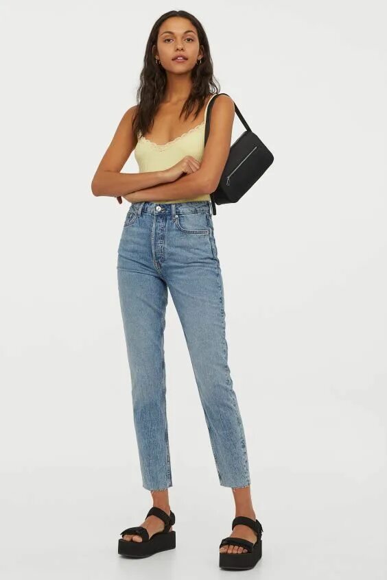 Модель джинс мом фит. Shut up mom jeans. Shut up mom jeans. Shut up mom jeans. Джинсы мам.