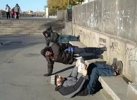 Хотел мир перевернуть перевернул