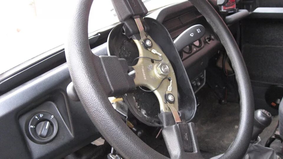 Поменял руль - Москвич 2141, 2 л, 2000 года стайлинг DRIVE2