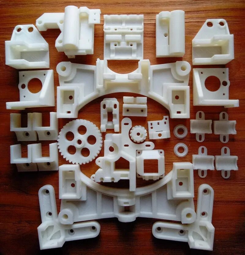 Reprap 3d принтер. Детали на 3д принтере. Детали на 3d принтере. Пластиковые детали. Печать пластиковых деталей