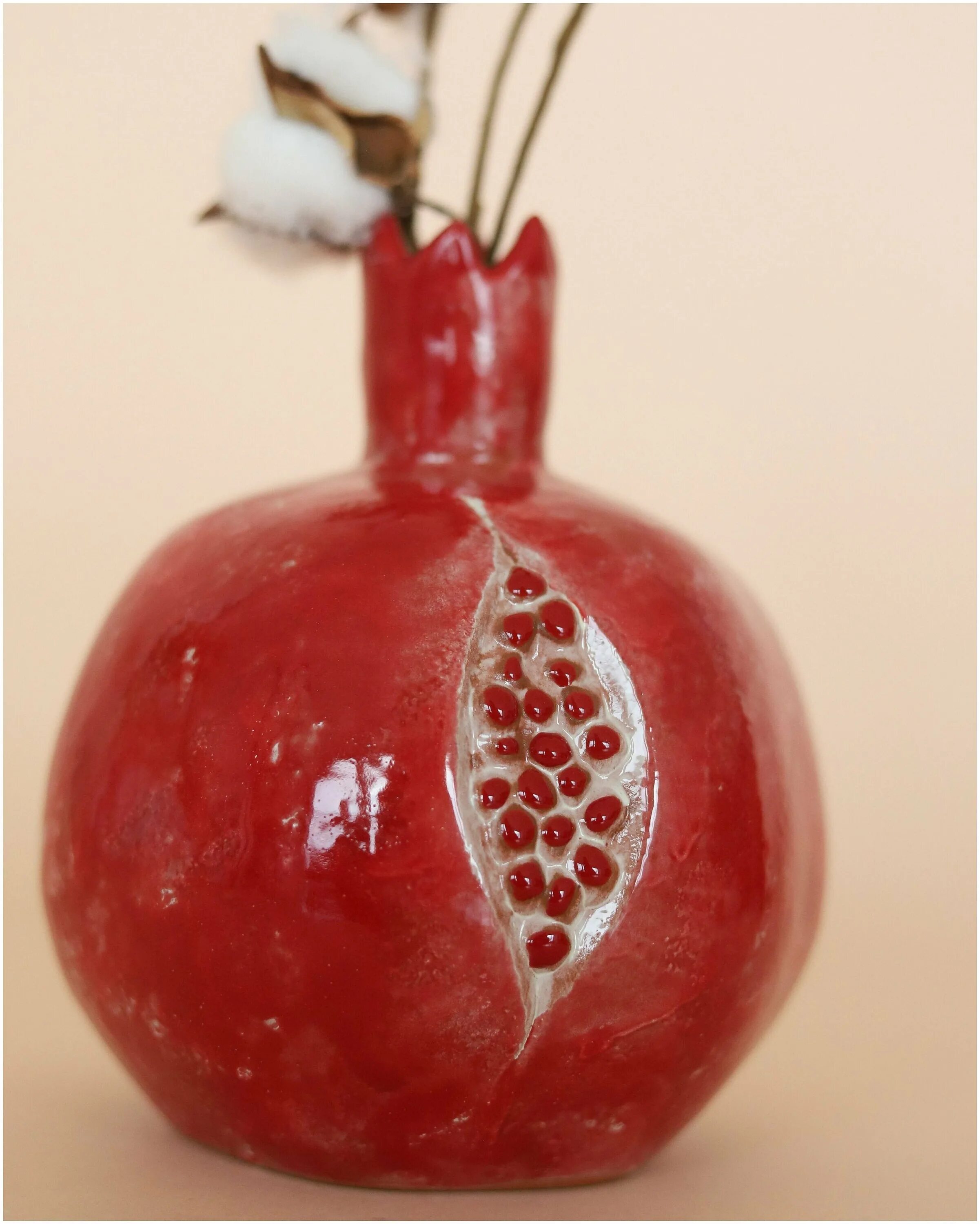 Ваза гранат своими руками. Поделка гранат. Гранат сувенир. Гранат сувенир. Ваза интерьерная плоскачтиз глины красная.