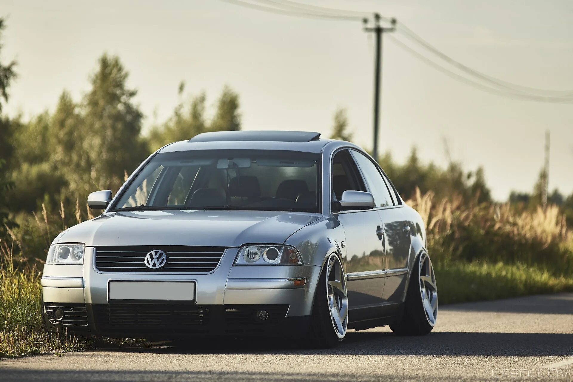 Фольц 5. Volkswagen Passat b5 stance. Passat b5 стенс. Фольксваген Пассат б5 стенс. Volkswagen Passat b5 stance Universal.