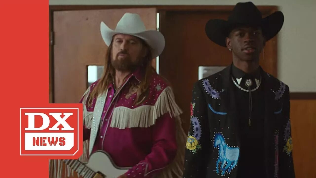 Billy cyrus old town. Lil nas x и Billy Cyrus в old Town. Lil nas x, Billy ray Cyrus - old Town Road (Official Video). Ft. Billy ray Cyrus.