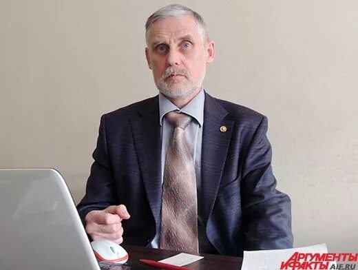 Малкова. Л е гринин. Малкова подготовка к егэ по математике. Математик малков. Математик малков.