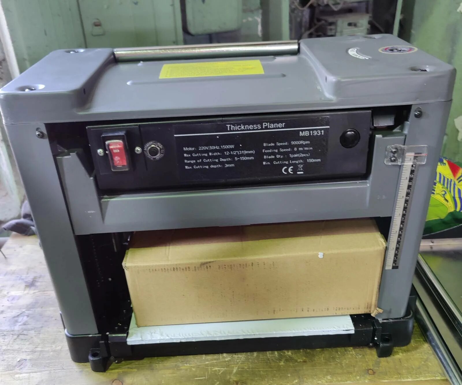 Gigant tpj 330. Рейсмусовый станок гигант tpj-320-1600. gigant 1800 рейсмусовый станок. станок рейсмусовый с шейперным ножевым валом woodtec sr 400 w eco. станок рейсмусовый с шейперным ножевым валом мод.&quot;quadro 63w&quot;.