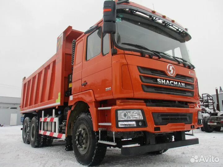 Shacman 6x6 sx3258dt385 f3000. Шакман или ситрак. Shacman f2000 самосвал. С. Самосвал shacman x3000 8x4 sx331863366.