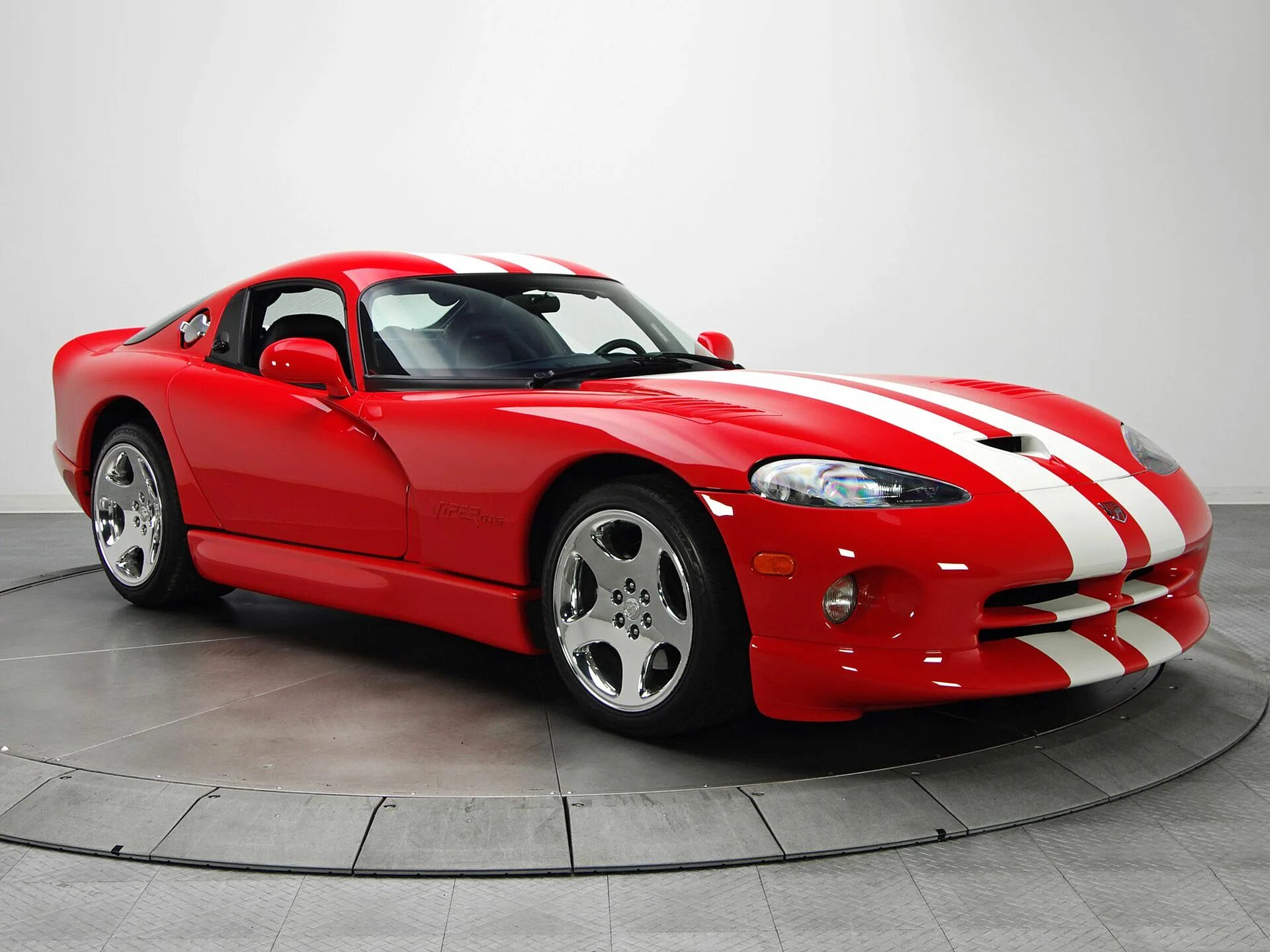 D2pt viper. Додж вайпер. додж вайпер 2 поколения. dodge viper gts 2002. dodge viper gts.