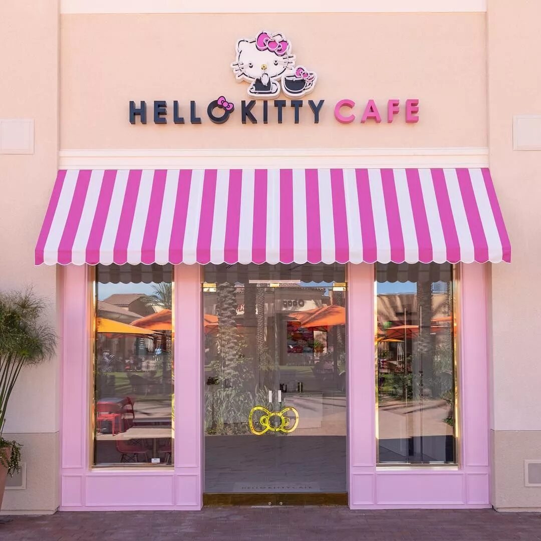 Кафе hello. Кафе хелло китти. ресторан хеллоу китти. hello kitty кафе москва. игры хелло китти кафе.