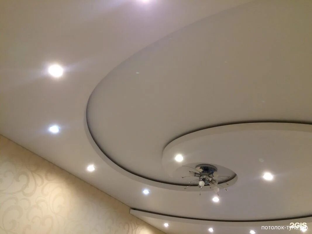 Установка потолков в туле. Натяжные потолки. Натяжные потолки. Подвесной потолок в туле. Натяжной потолок в зал.