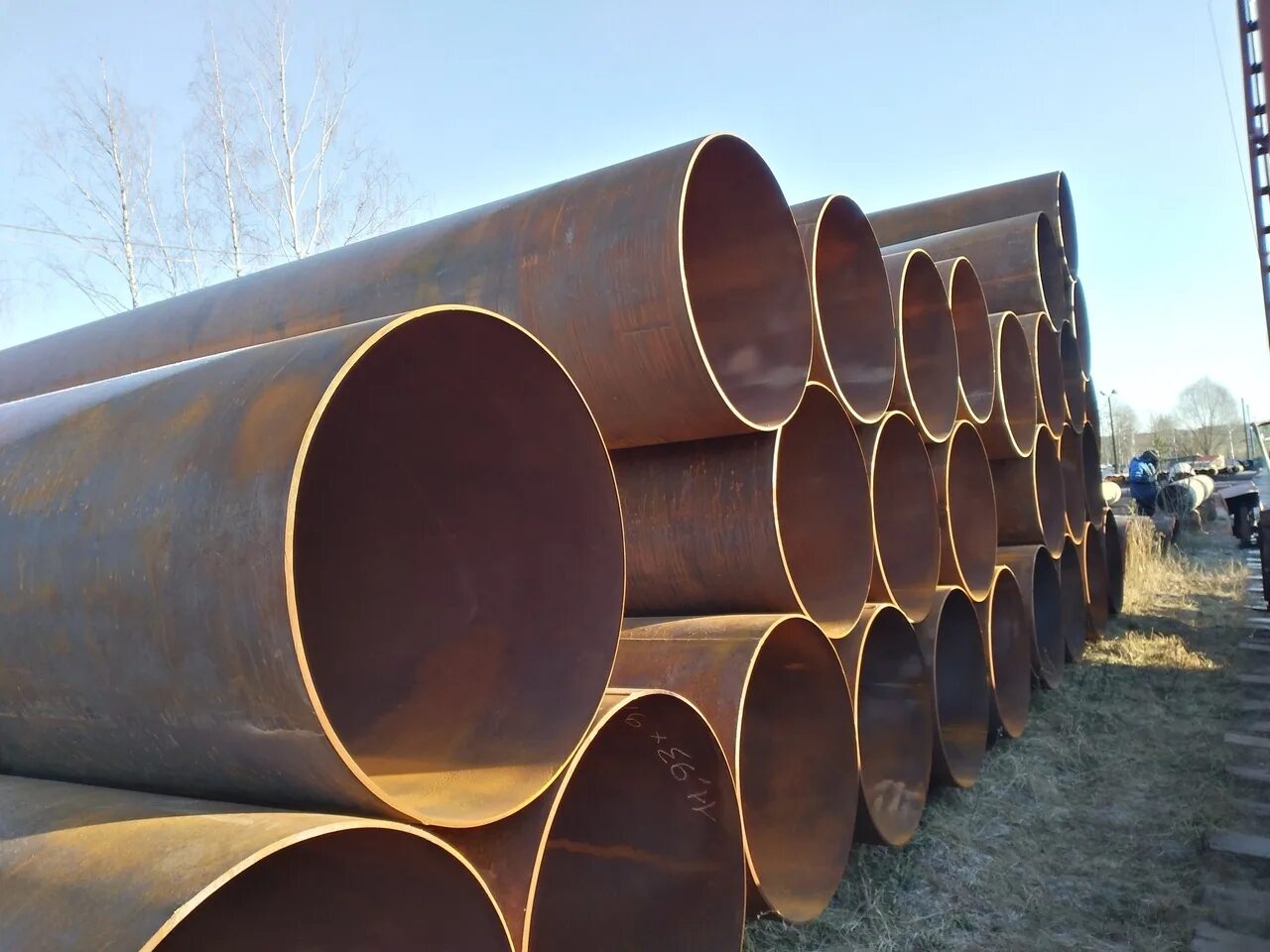 Труба стальная 1020. Труба 325 восстановленная. Труба обсадная нпвх. Труба б/ш нкт 114,3 *7. Труба новгород.