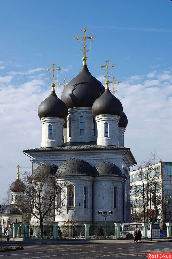 церковь сергия радонежского, москва, окская улица. в каком стиле построен храм сергия на рязанке. церковь сергия радонежского, москва, окская улица. храмовый комплекс на рязанке. церковь сергия радонежского, москва, окская улица.