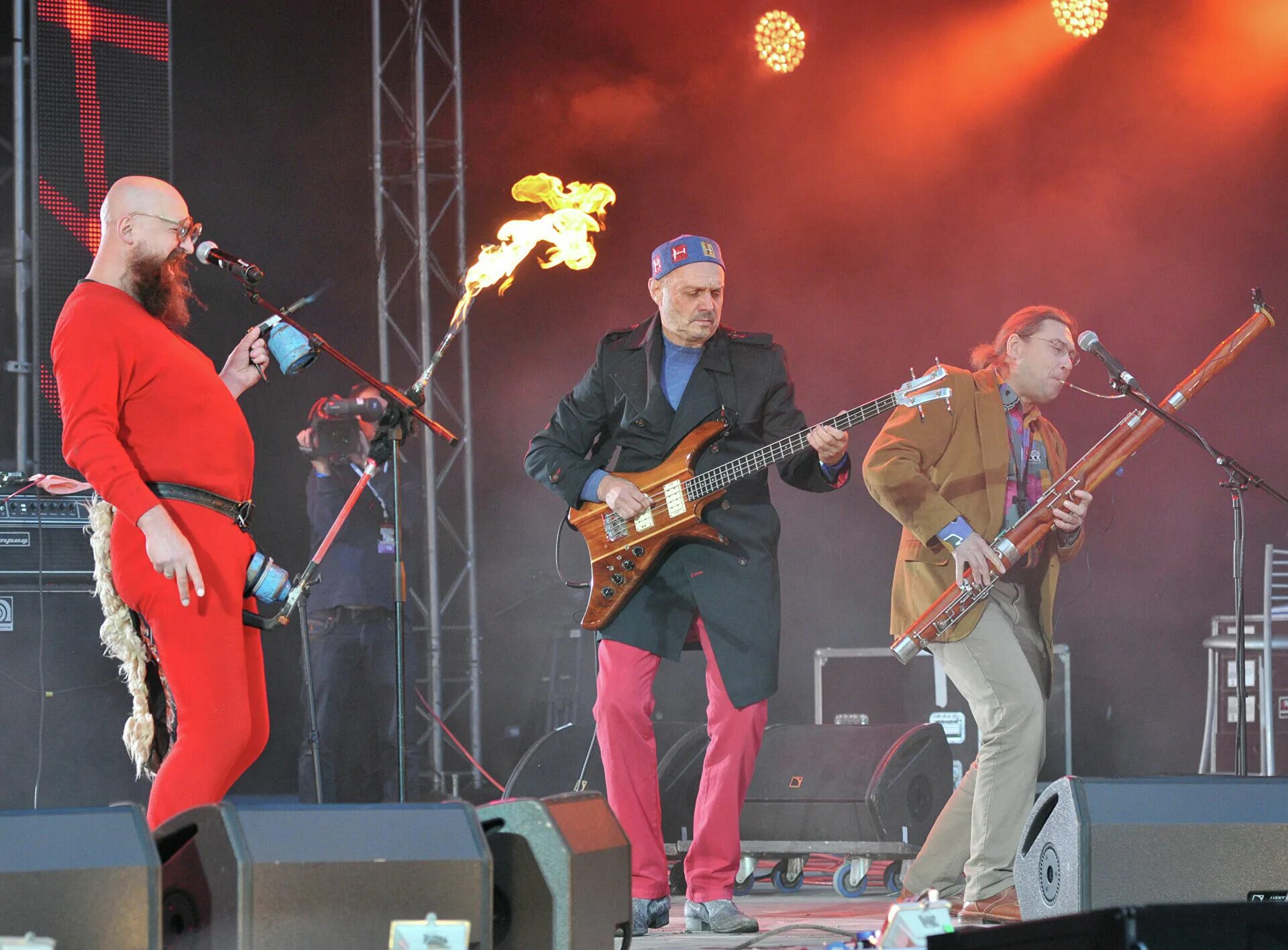 Рок группа после 11. Горе музыкант группа. Горе музыкант группа. Пушной концерт 25. Король и шут в дк ростсельмаш.