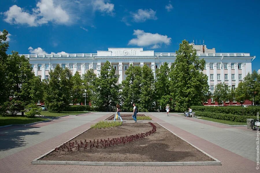 Два вуза Алтайского края вошли в ТОП-100 лучших в России АиФ Барнаул