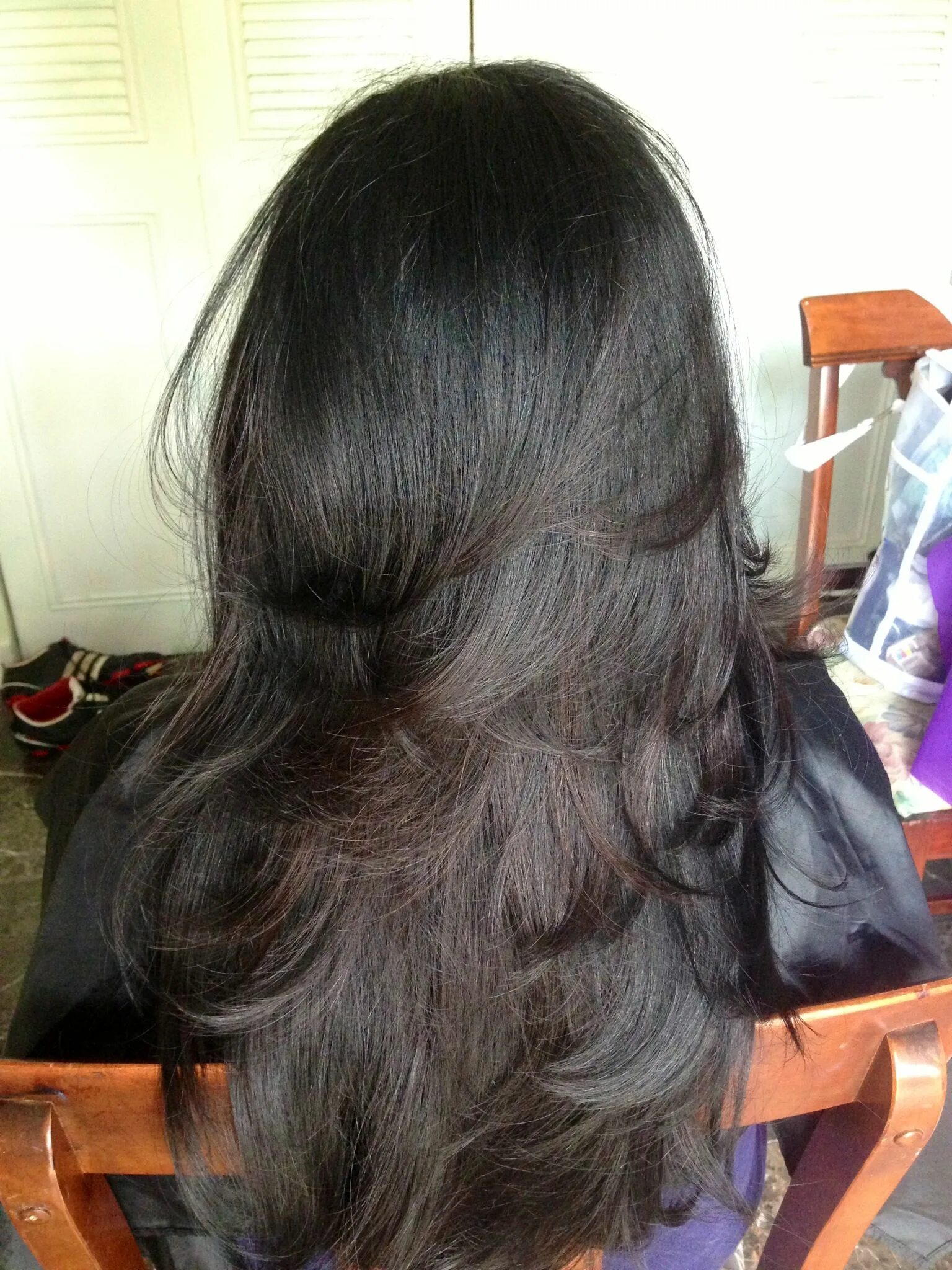 Indian step. Indian long cut hair. the deep cut hair. hair back view.