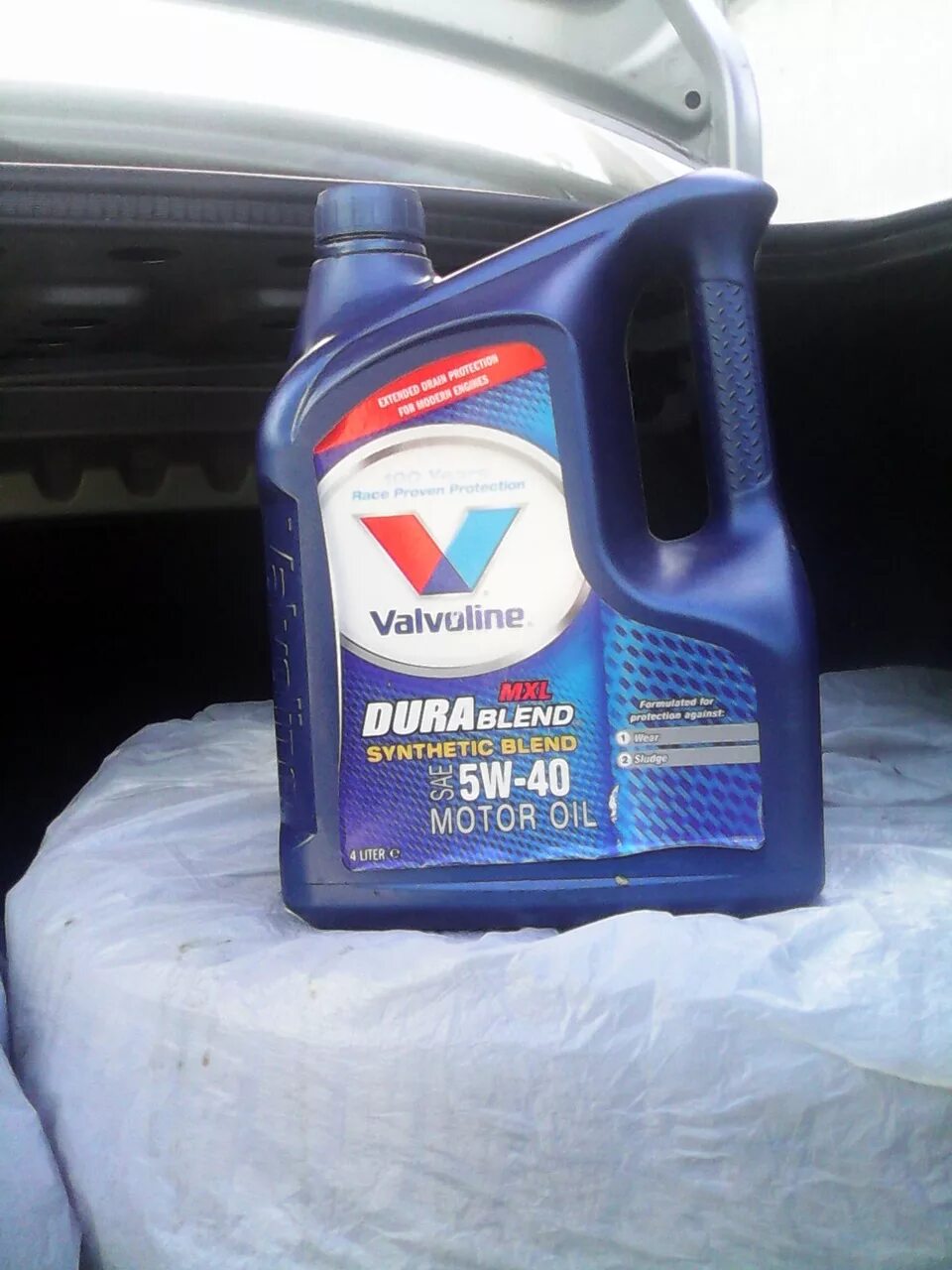 Valvoline DURABLEND MXL 5w-40. Масло Valvoline на гранту 16кл.