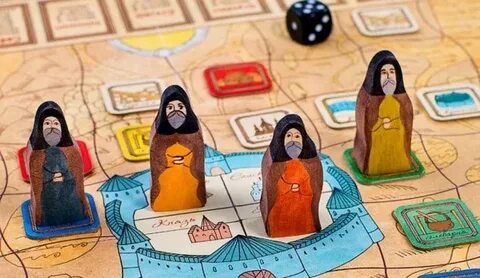 Играть монастыри