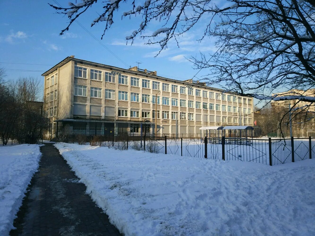 Foto di Гимназия 631 (Sekarang Ditutup) - Pendidikan di Округ Чёрная речка