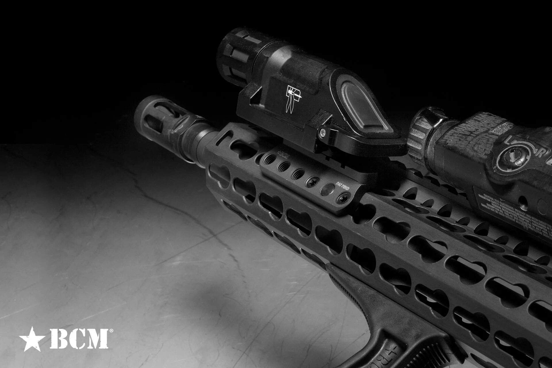 Интерфейс keymod. Мод на сундуки через стены. Ar 15 free float 4 inch на винтовке. Key mod. Key mod.