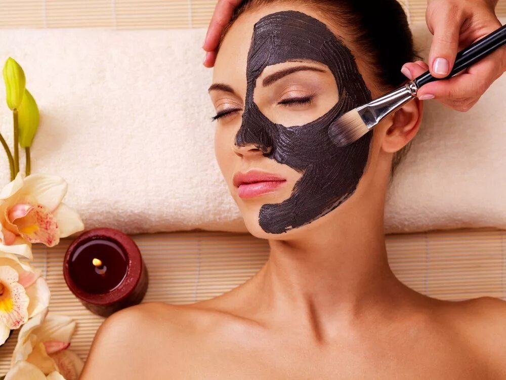 Skin body mask. Маска для лица. Косметика маски. Реклама масок для лица. Чёрная маска для лица спа.