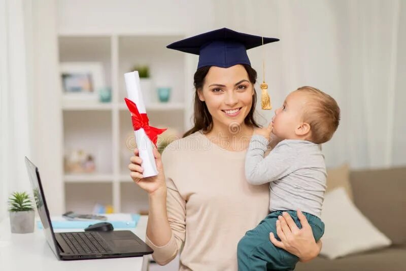 Студент это ребенок. Студент это ребенок. Школьники подростки. Studying boy. Студент это ребенок.