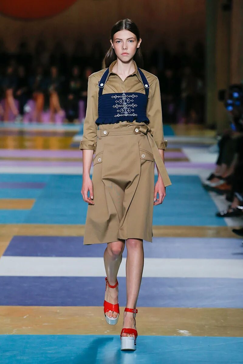 Miu miu брюки. Miu miu 2017. miu miu лукбук.