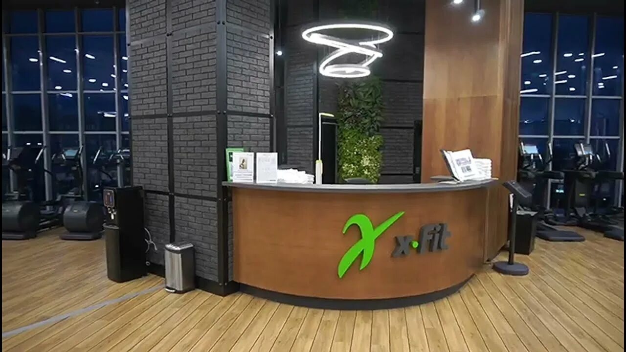 X fit старый. Хфит. тренажёрный зал x fit старый оскол. икс фит нагатинская. x fit чернавский воронеж.