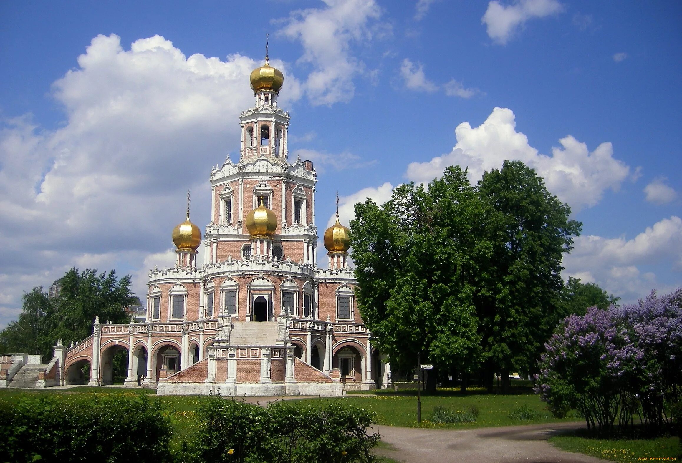 Церковь Покрова Пресвятой Богородицы Москва. Храм Пресвятой Богородицы в Филях. Москва. Храм Покрова Пресвятой Богородицы в Филях.. Церковь Покрова в Филях.