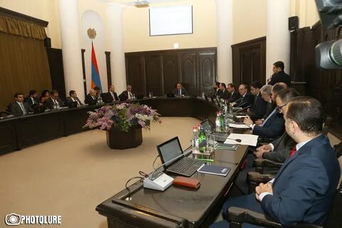 Власти армении
