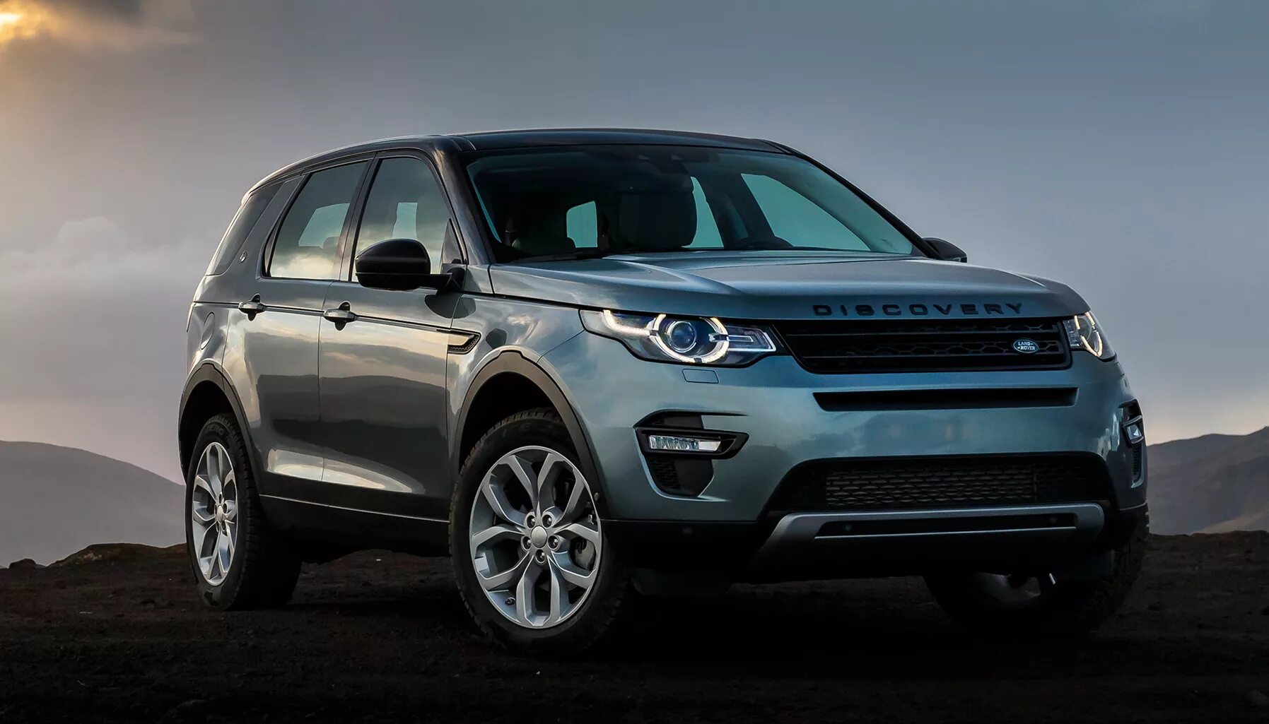 Range rover discovery sport 2015. Land rover discovery sport 2018. Ленд ровер дискавери 2015. Дискавери спорт бу. Ленд ровер дискавери спорт 2018.