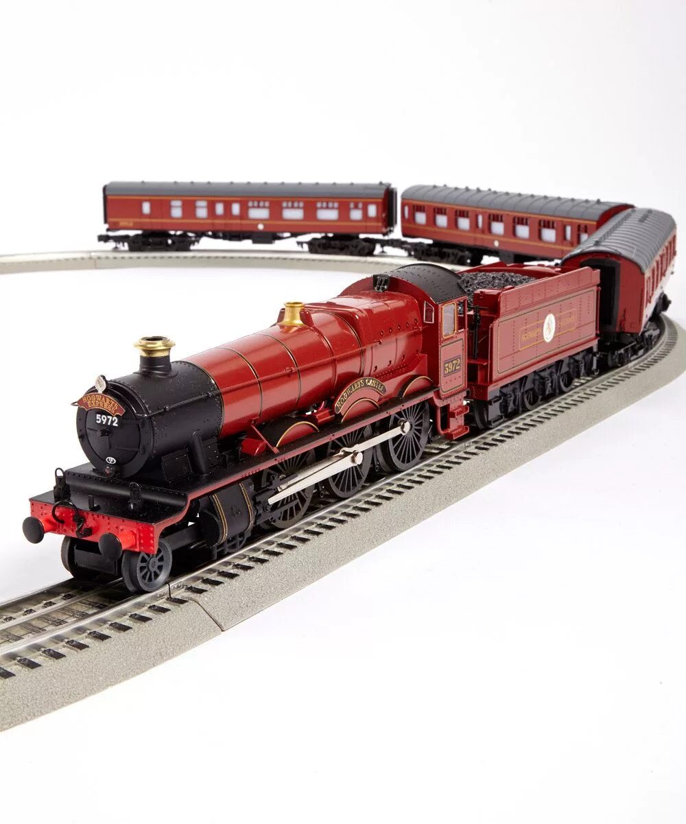 Хогвартс экспресс модель поезда. Поезд Lionel Hogwarts Express Train. Железная дорога модель Траин.