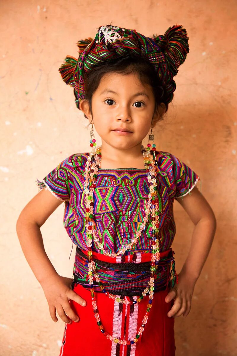 Дети разных народов. Девочки разных народов. Разные народы. Красивые девушки племен