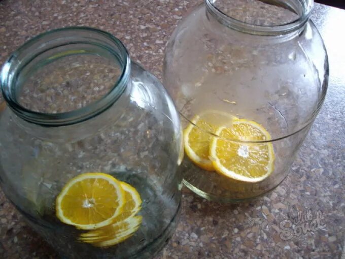 Березовый сок с апельсином. Березовый сок с апельсином и лимоном. Березовый сок с лимоном. Лимонный сок банка. Рецепт березового сока с апельсином и лимоном