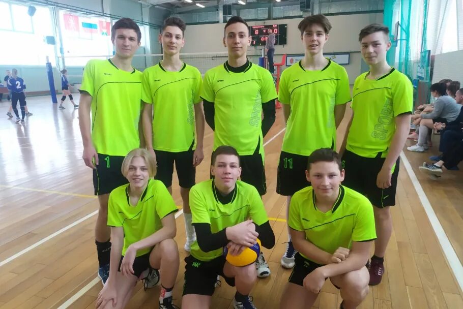 Омская футбольная лига. Лучшие юные футболисты архангельск. Фк юность москвы. Состав команды юность. Фк молодежный.