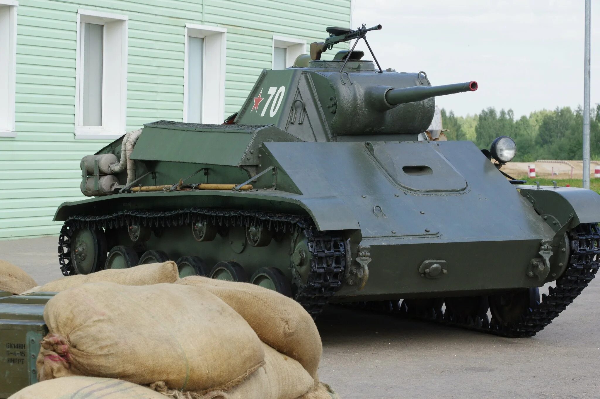 Танк 500 отзывы владельцев недостатки. Т-70 танк. Т-70 лёгкий танк. Т-70 танк СССР. Танк т70 1943.