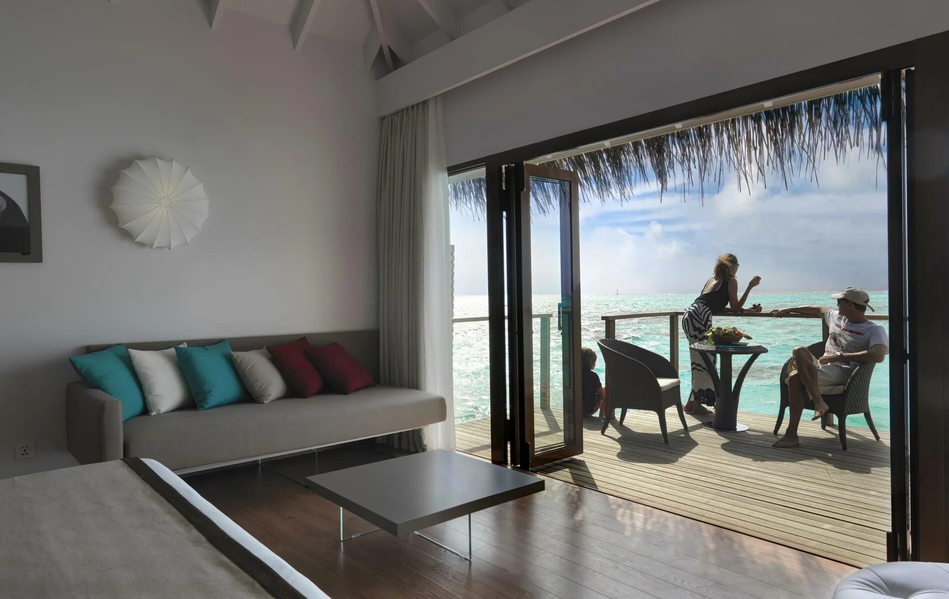 Cocoon maldives. Отель cocoon maldives 5. отель кокон мальдивы. cocoon maldives 5 мальдивы. cocoon maldives 5 расположение.