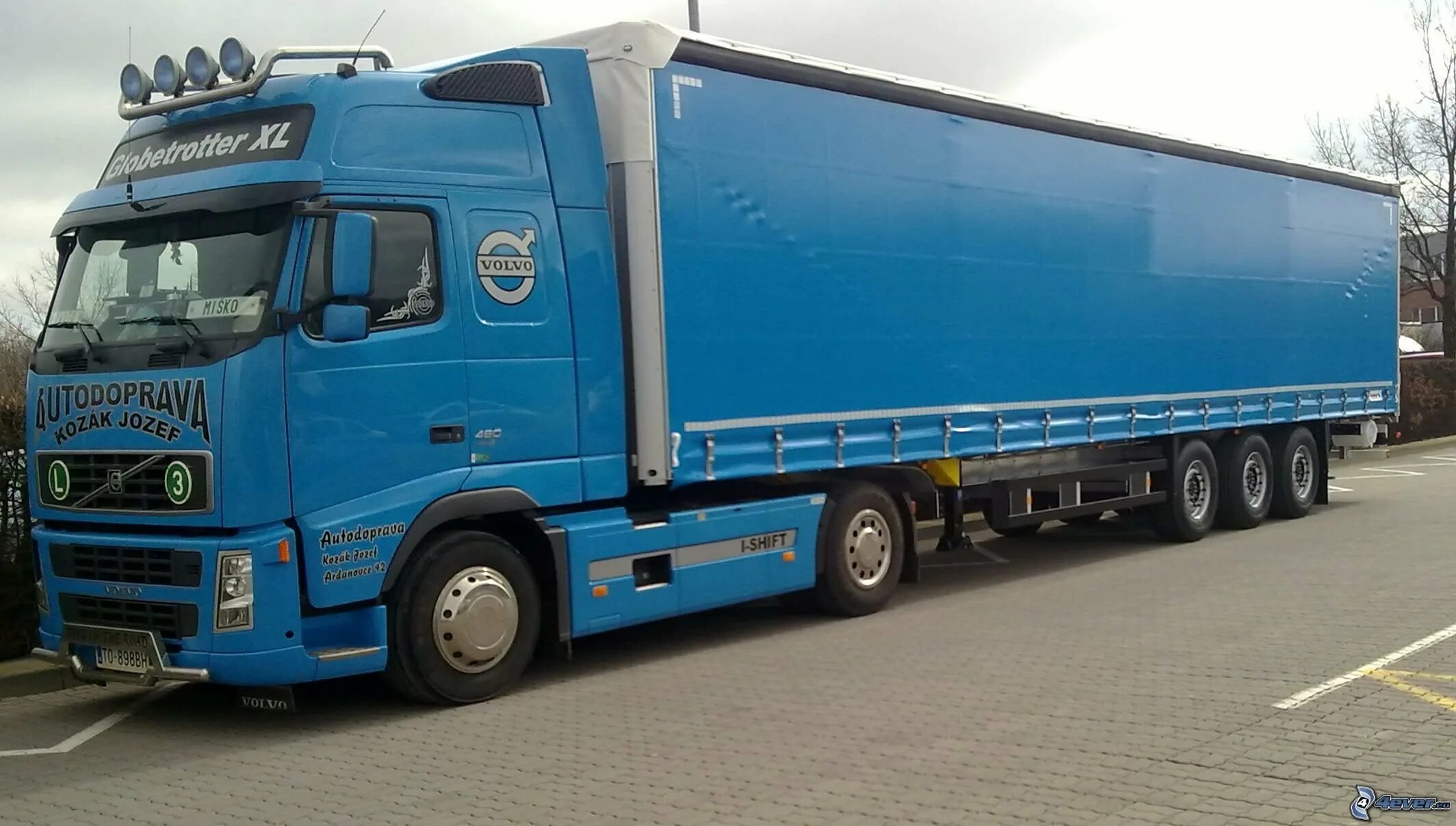 Volvo fh 12 2000. Вольво ФН 13. Вольво ФН 12. Volvo FH 12 440 сцепка. Вольво ФН 13 С полуприцепом.