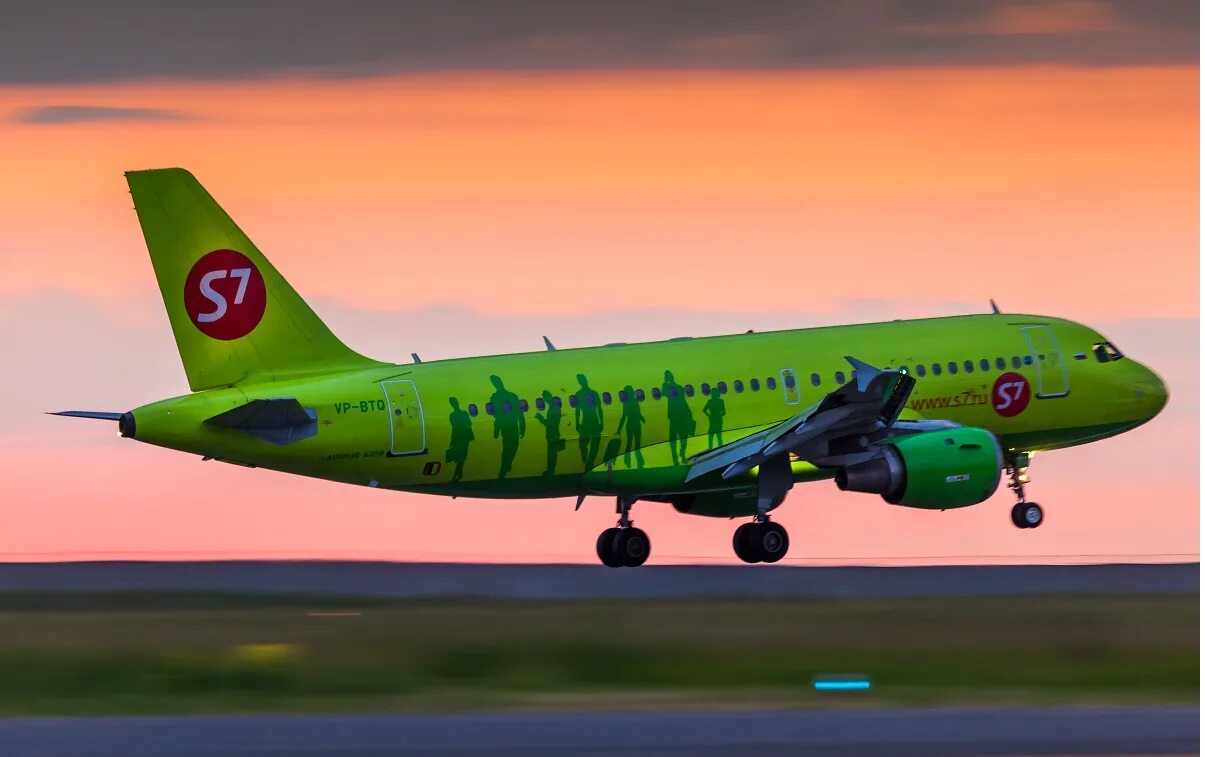 С7 авиакомпания сибирь. S7 эйрлайнс самолеты. S7 airlines томск. S7 airlines авиакомпания. Самолёты авиакомпании s7 airlines.