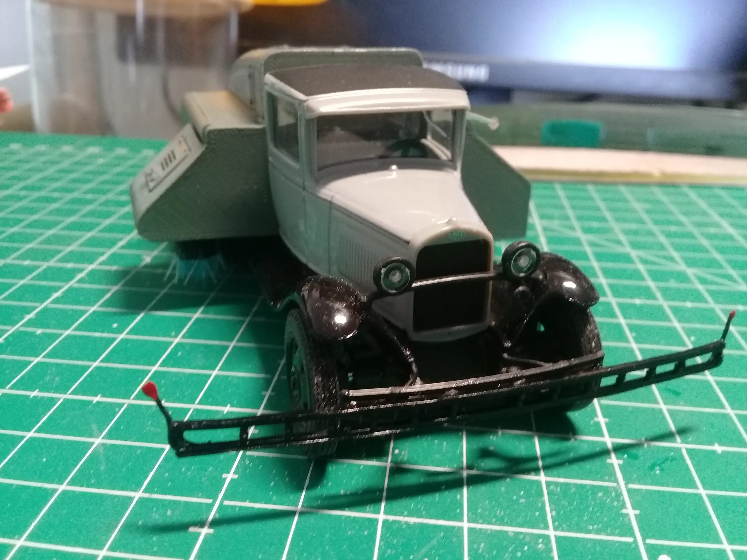Model py