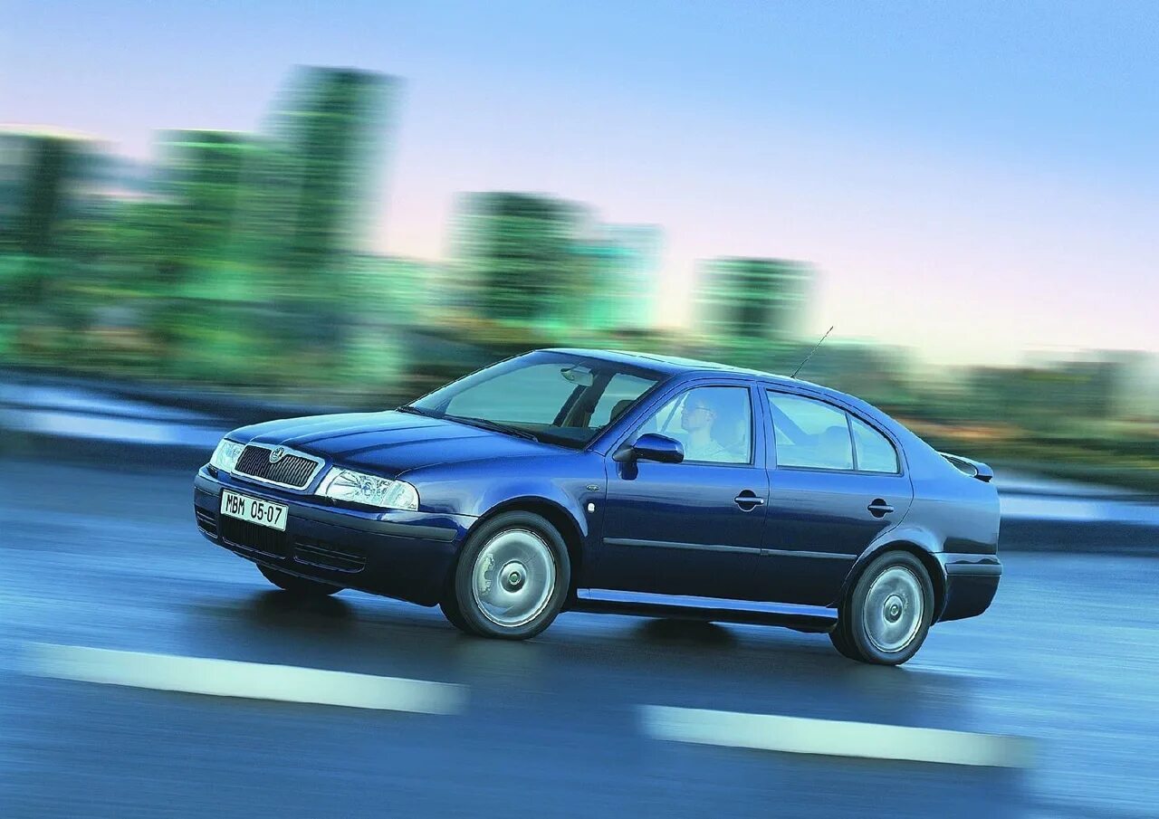 Skoda octavia tour 2000. Skoda octavia 1996. Skoda octavia tour хэтчбек. Skoda octavia tour 2010. Skoda octavia 1u2.