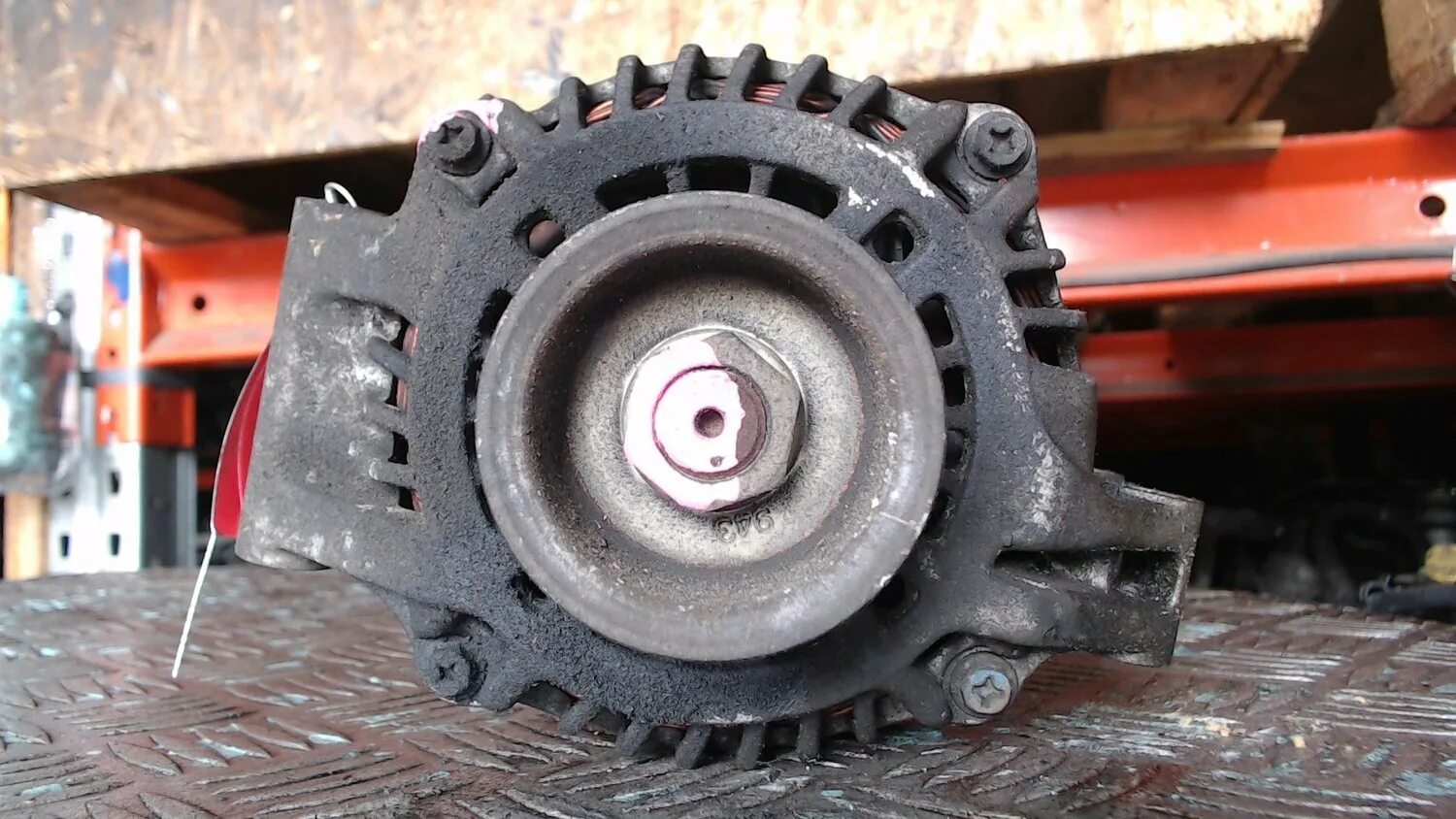 Генератор срв 3 2.4. Генератор honda cr125. генератор хонда срв.